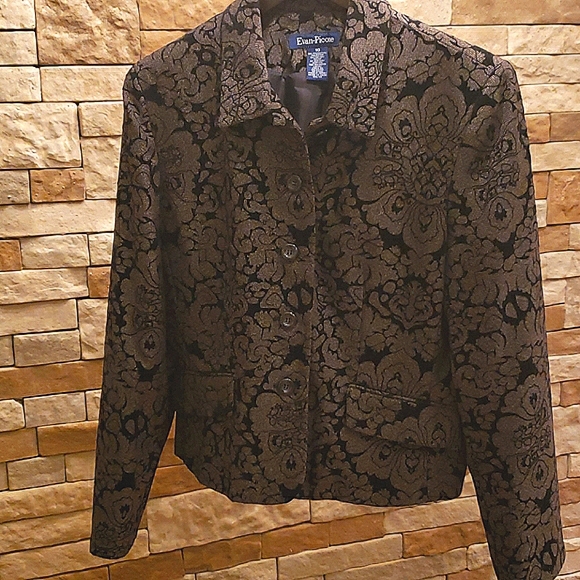 Jacket - Picture 1 of 11